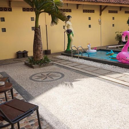 Roemah Canting Homestay Джокьякарта Экстерьер фото