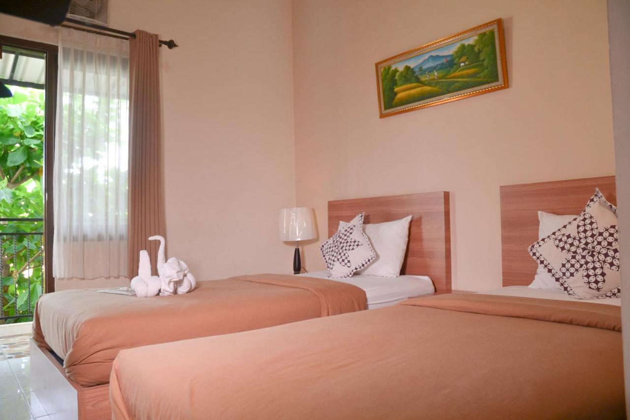 Roemah Canting Homestay Джокьякарта Экстерьер фото