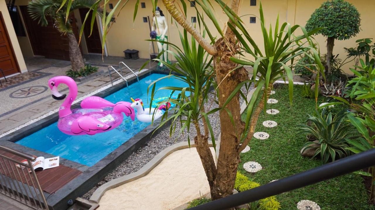 Roemah Canting Homestay Джокьякарта Экстерьер фото