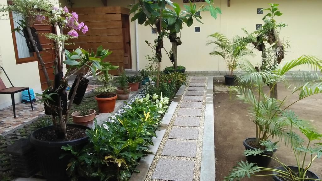 Roemah Canting Homestay Джокьякарта Экстерьер фото